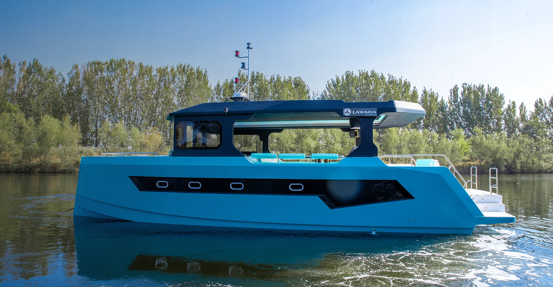 Commercial Yacht Supplier