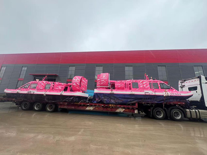 Lawada® has delivered two multi-functional hovercrafts, enhancing the experience and operational efficiency of the scenic area.