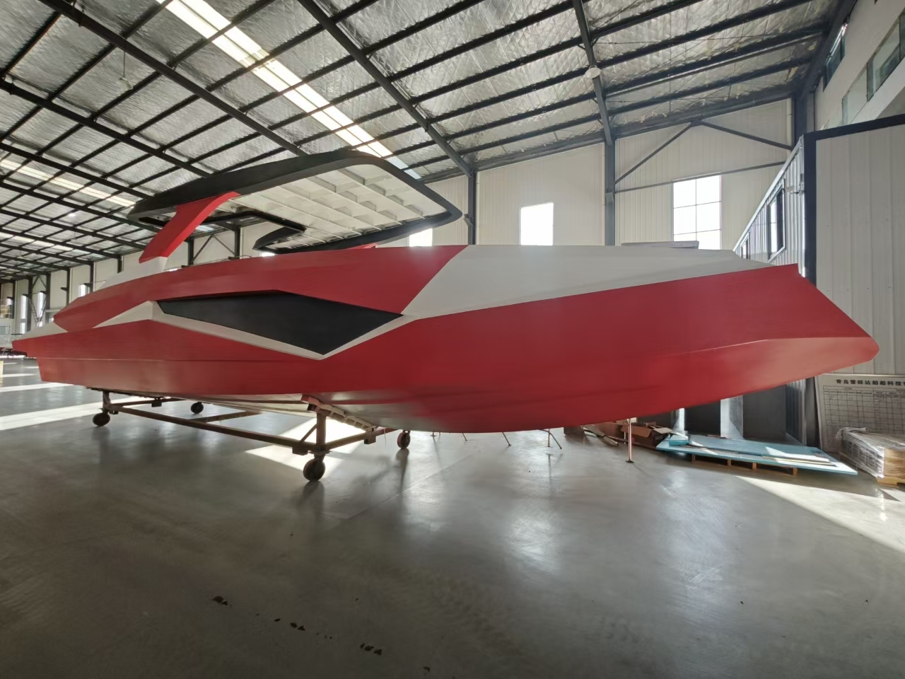 LAWADA® Yachts Delivers Custom 12.8m Aluminium Parasailing Boat for Commercial Marine Tourism