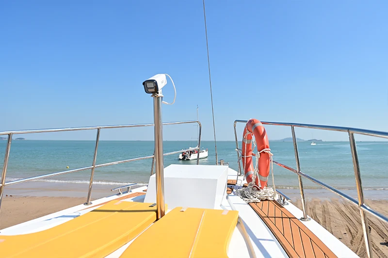 Amphibious Monohull Sailboat