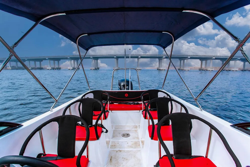 225 Deck Boats